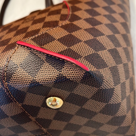 Louis Vuitton Damier Ebene Caissa MM - Picture 5 of 16